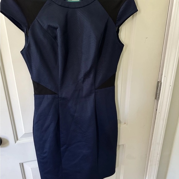 Guess Navy and Black Mini Dress - Picture 1 of 5